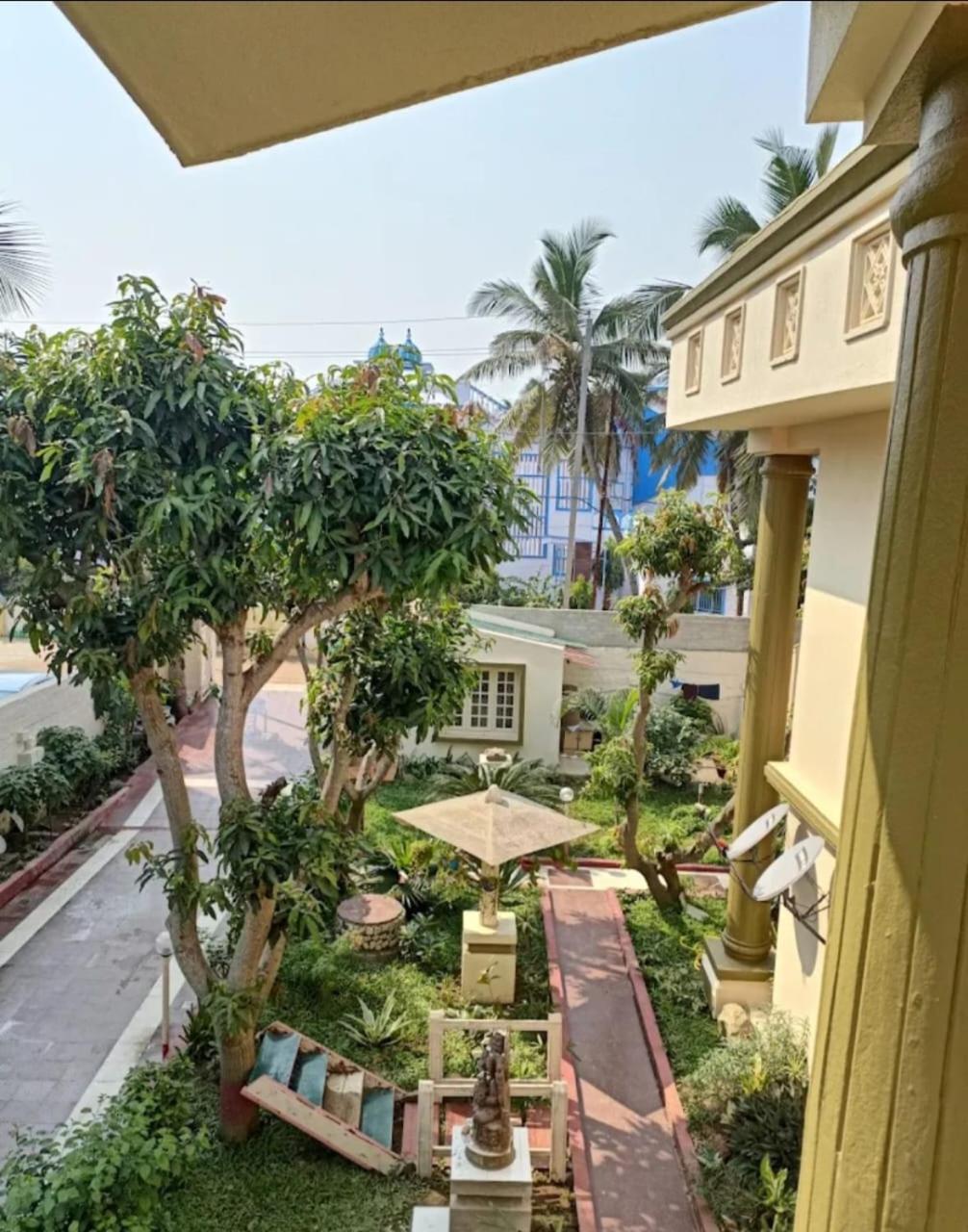 Chandan Resort Puri Bagian luar foto