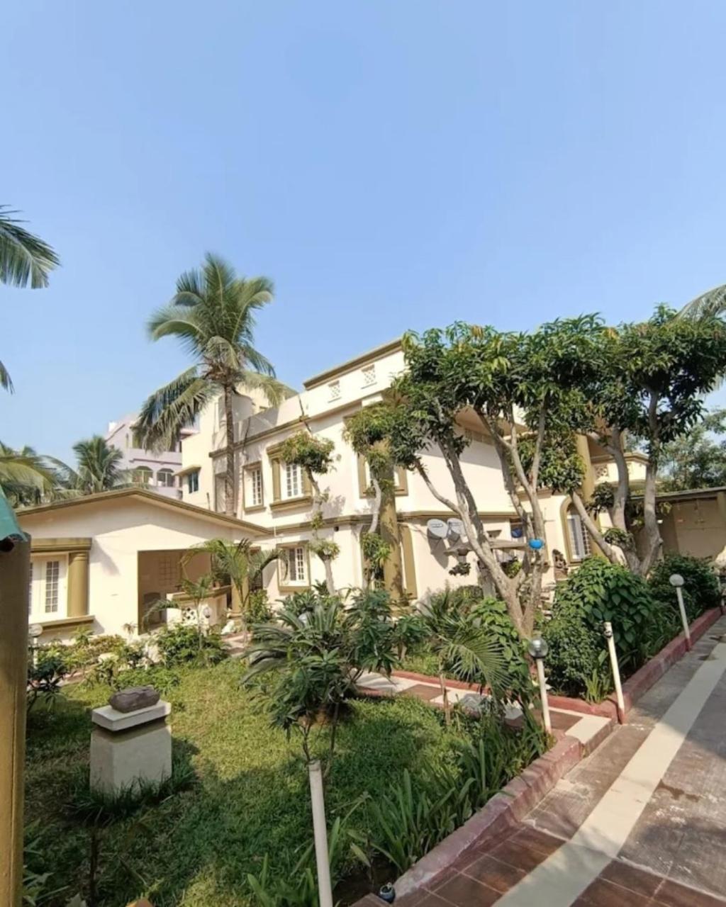 Chandan Resort Puri Bagian luar foto